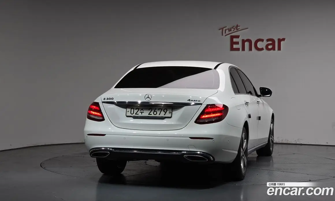 Mercedes-Benz E-Class 2017 2.0 автомат (гидро), фото 3