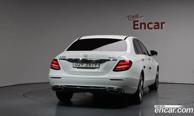 Mercedes-Benz E-Class 2017 2.0 автомат (гидро), миниатюра 3