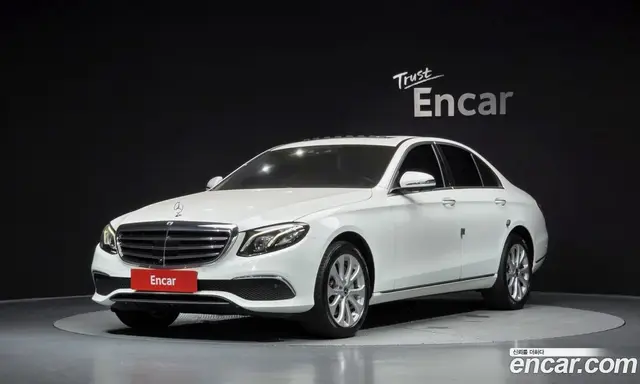 Mercedes-Benz E-Class, 2020, 82 883 км