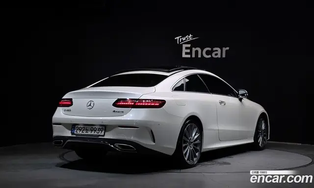 Mercedes-Benz E-Class 2021 3.0 автомат (гидро), миниатюра 2