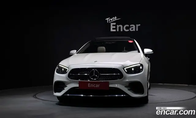 Mercedes-Benz E-Class 2021 3.0 автомат (гидро), миниатюра 3