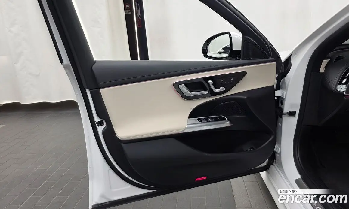 Mercedes-Benz E-Class 2025 2.0 автомат (гидро), фото 14