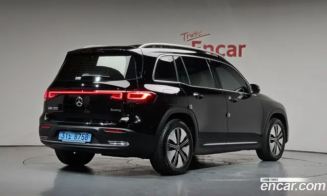 Mercedes-Benz EQB, 2024, 40 160 км