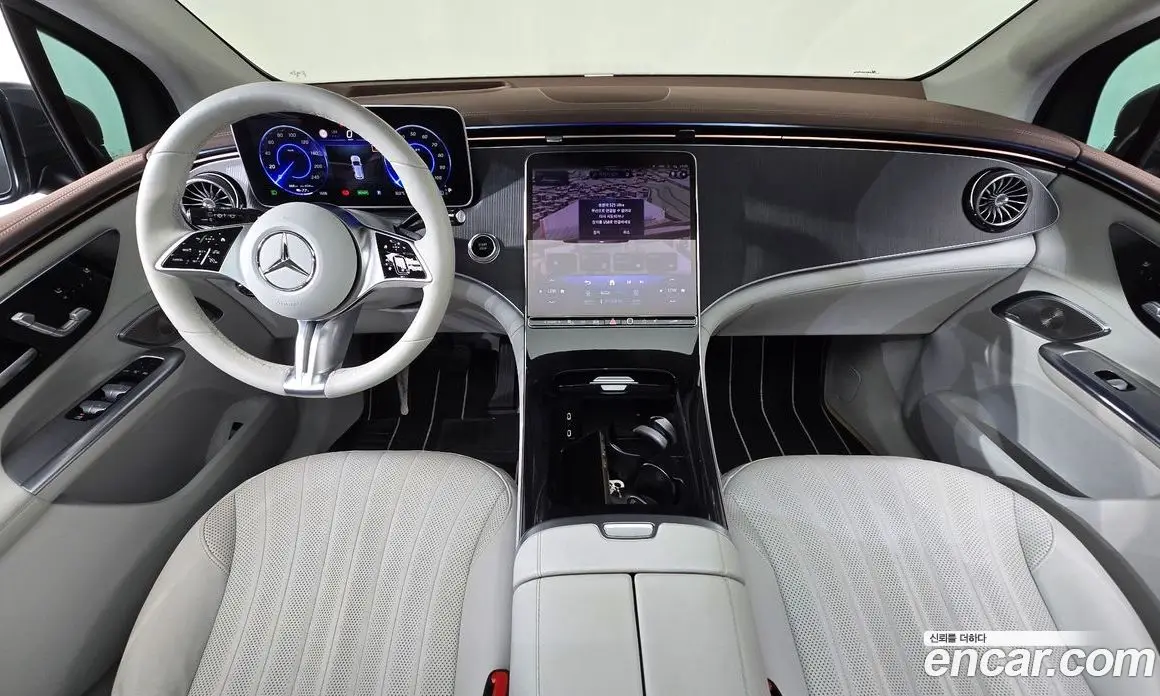 Mercedes-Benz EQE 2023 0.3 автомат (гидро), фото 9