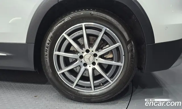 Mercedes-Benz GLB-Class 2023 2.0 автомат (гидро), миниатюра 6 Mercedes-Benz GLB-Class 2023 2.0 автомат (гидро), миниатюра 6