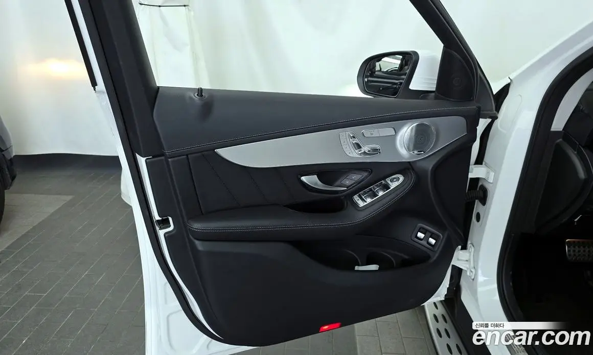 Mercedes-Benz GLC-Class 2018 2.0 автомат (гидро), фото 14 Mercedes-Benz GLC-Class 2018 2.0 автомат (гидро), фото 14