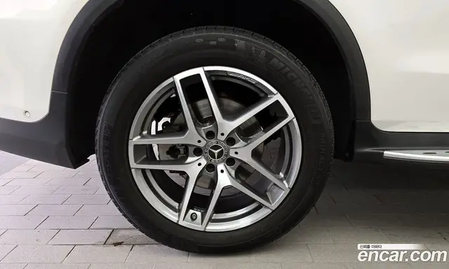 Mercedes-Benz GLC-Class 2018 2.0 автомат (гидро), миниатюра 5 Mercedes-Benz GLC-Class 2018 2.0 автомат (гидро), миниатюра 5