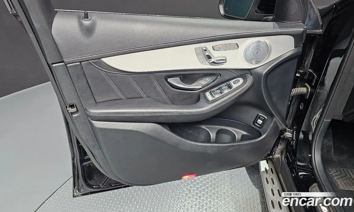 Mercedes-Benz GLC-Class 2018 4.0 автомат (гидро), фото 13 Mercedes-Benz GLC-Class 2018 4.0 автомат (гидро), фото 13