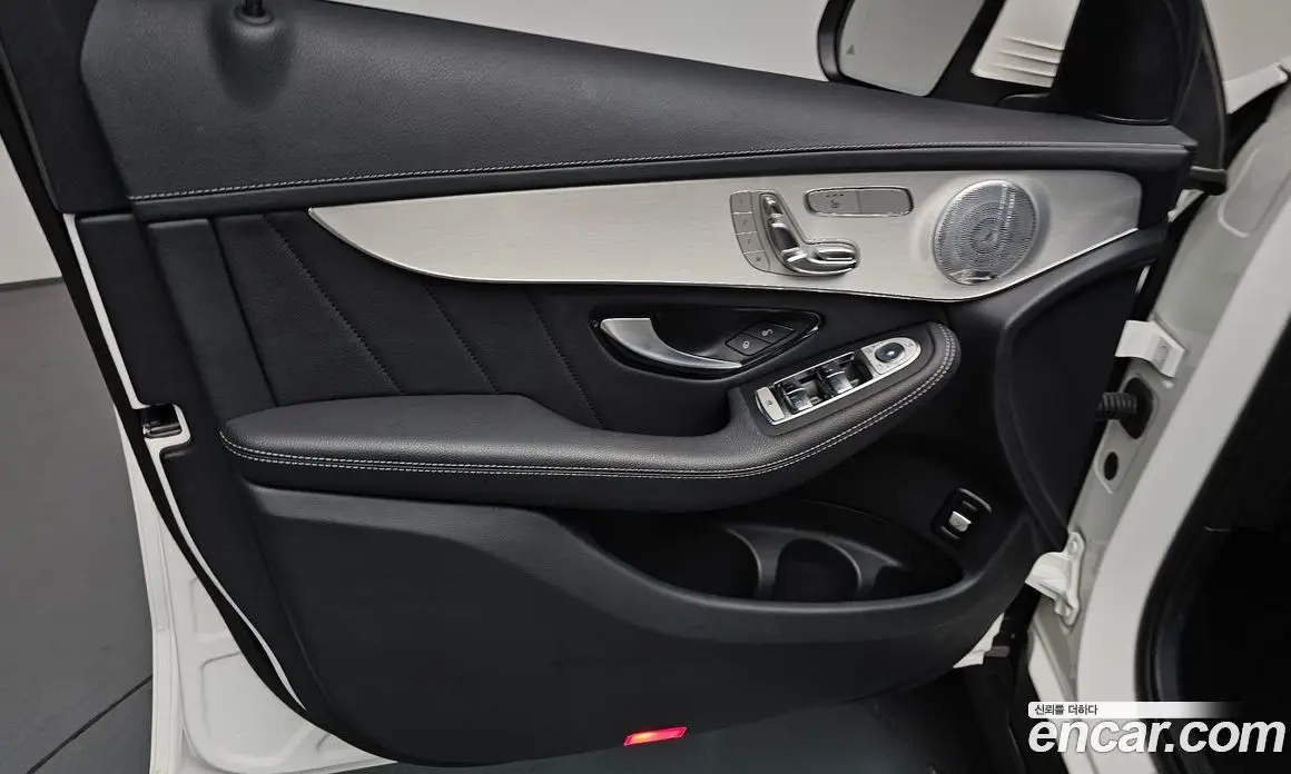 Mercedes-Benz GLC-Class 2019 2.0 автомат (гидро), фото 13 Mercedes-Benz GLC-Class 2019 2.0 автомат (гидро), фото 13