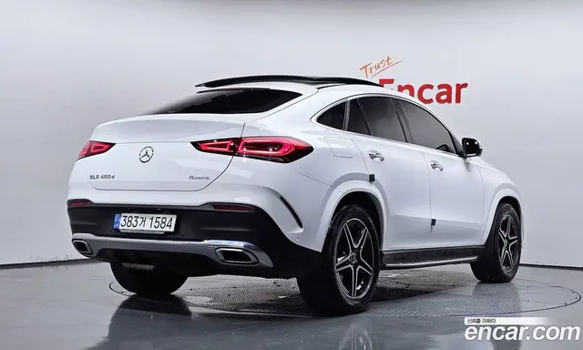Mercedes-Benz GLE-Class 2021 2.9 автомат (гидро), миниатюра 2