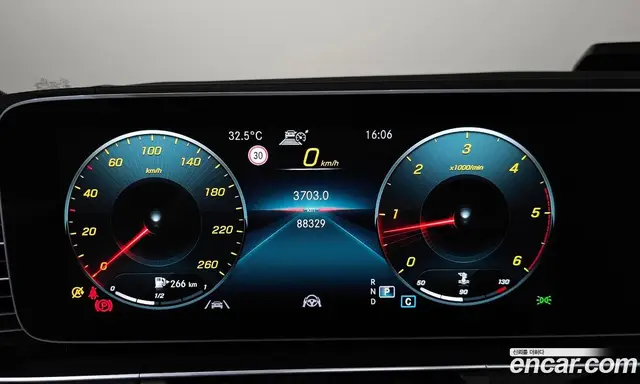 Mercedes-Benz GLE-Class 2021 2.9 автомат (гидро), миниатюра 11