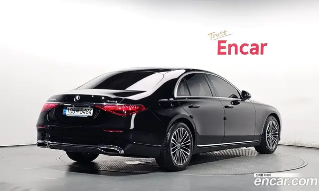 Mercedes-Benz S-Class 2024 3.0 автомат (гидро), миниатюра 2