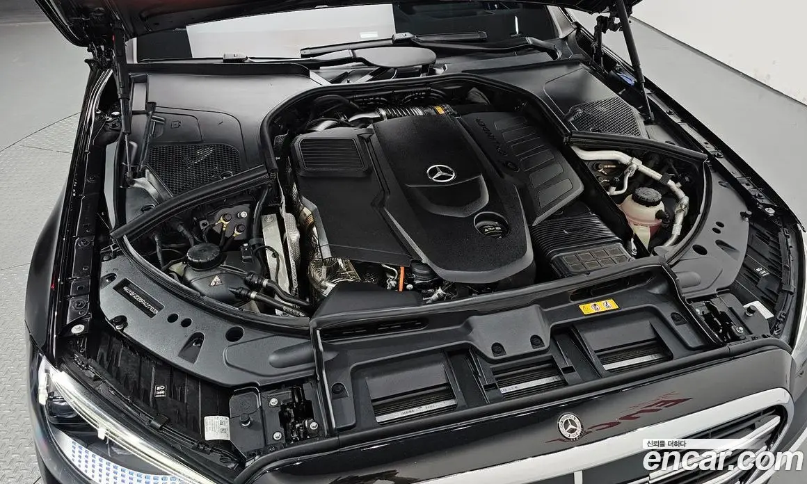 Mercedes-Benz S-Class 2024 3.0 автомат (гидро), фото 6