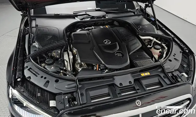 Mercedes-Benz S-Class 2024 3.0 автомат (гидро), миниатюра 6
