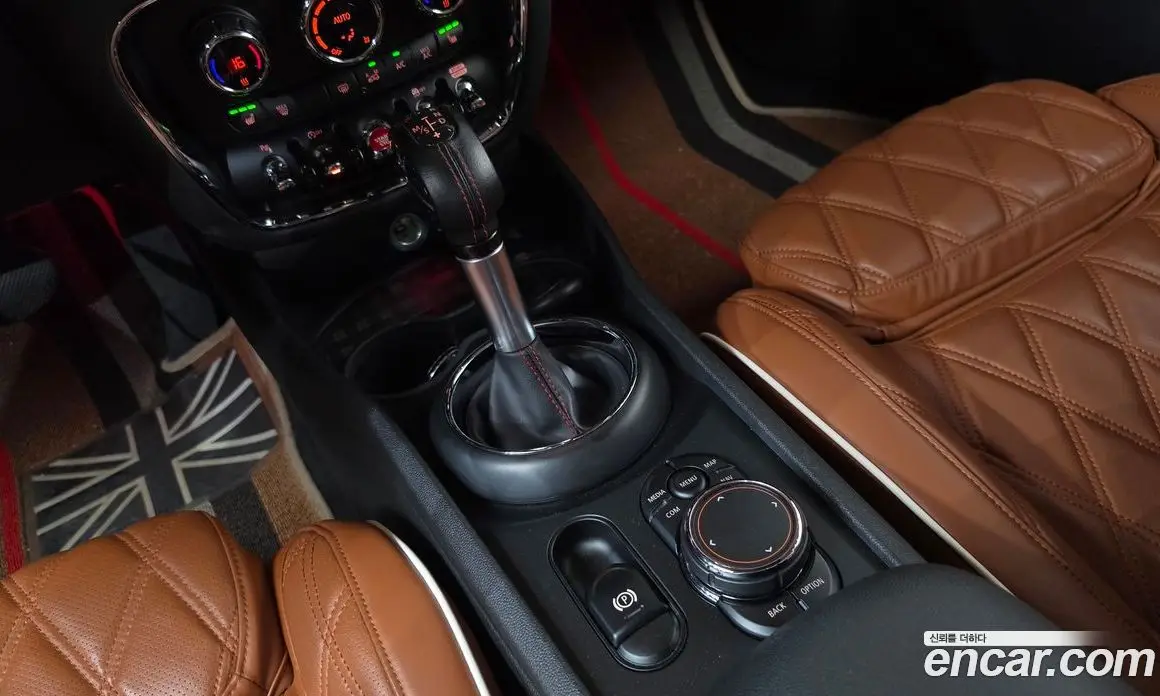 Mini Clubman 2018 2.0 автомат (гидро), фото 12 Mini Clubman 2018 2.0 автомат (гидро), фото 12