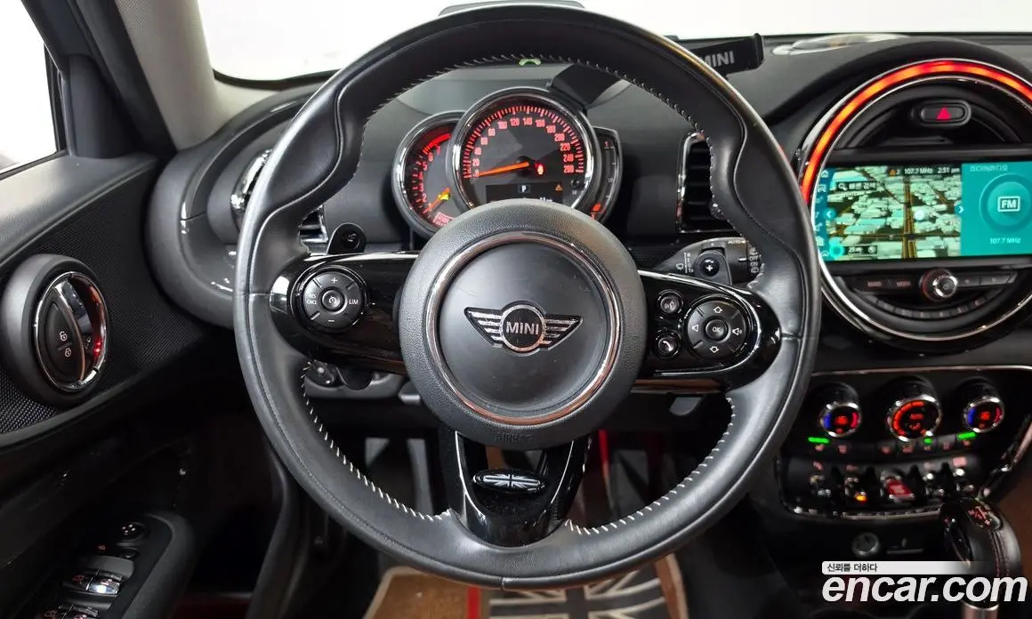 Mini Clubman 2018 2.0 автомат (гидро), фото 19 Mini Clubman 2018 2.0 автомат (гидро), фото 19