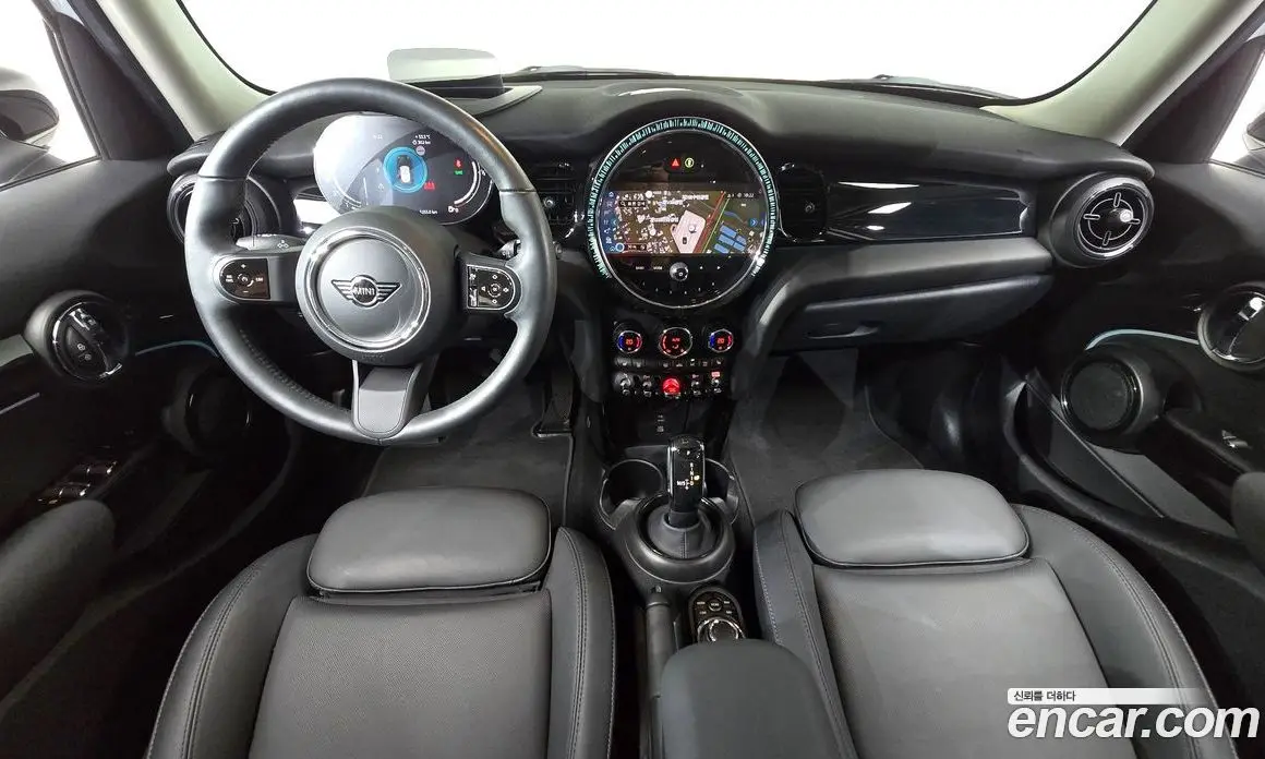 Mini Cooper 2023 1.5 автомат (гидро), фото 10