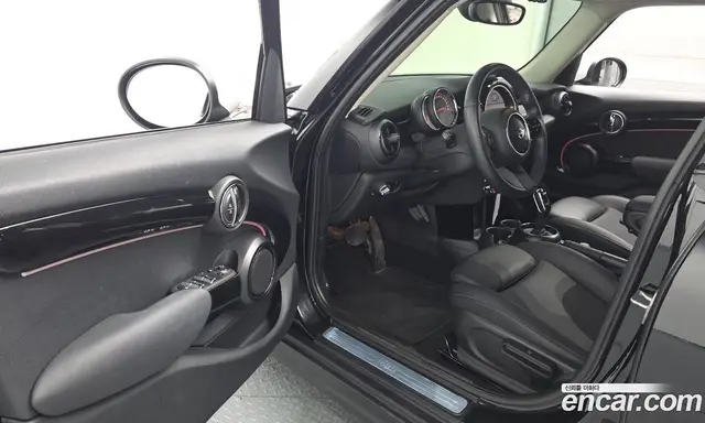 Mini Cooper 2023 1.5 автомат (гидро), миниатюра 12