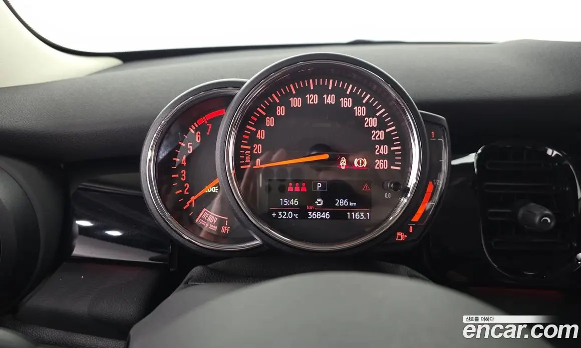 Mini Cooper 2023 1.5 автомат (гидро), фото 10