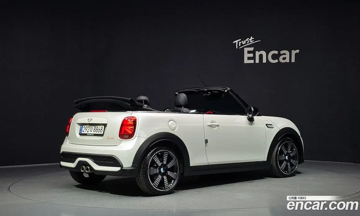 Mini Cooper Convertible 2023 2.0 автомат (гидро), фото 2 Mini Cooper Convertible 2023 2.0 автомат (гидро), фото 2