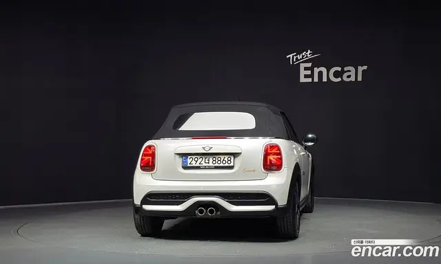 Mini Cooper Convertible 2023 2.0 автомат (гидро), миниатюра 4 Mini Cooper Convertible 2023 2.0 автомат (гидро), миниатюра 4