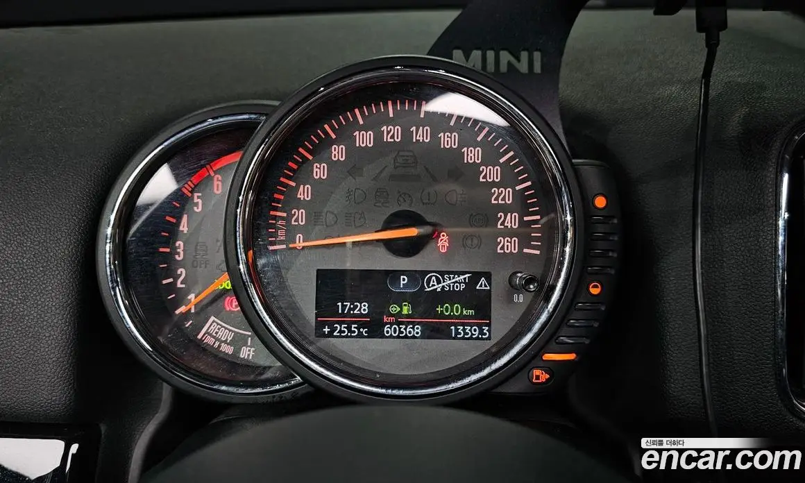 Mini Countryman 2017 2.0 автомат (гидро), фото 11 Mini Countryman 2017 2.0 автомат (гидро), фото 11