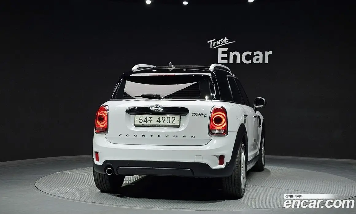 Mini Countryman 2017 2.0 автомат (гидро), фото 4 Mini Countryman 2017 2.0 автомат (гидро), фото 4