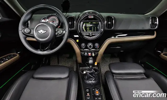 Mini Countryman 2017 2.0 автомат (гидро), миниатюра 10 Mini Countryman 2017 2.0 автомат (гидро), миниатюра 10
