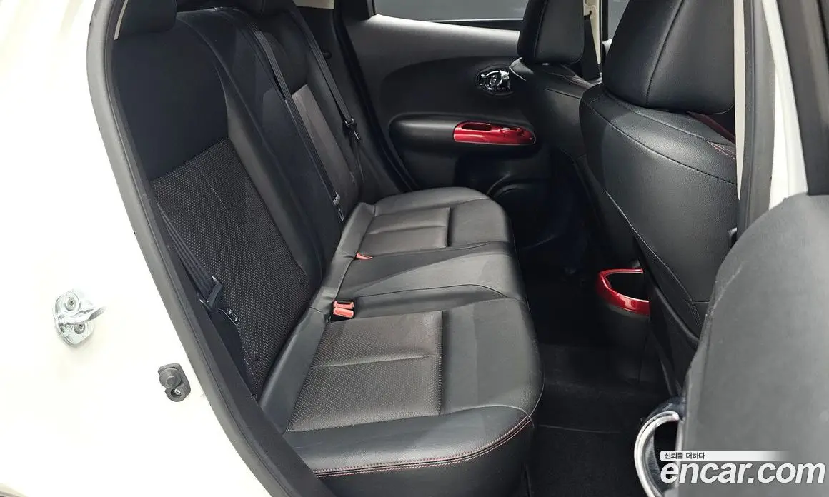 Nissan Juke 2017 1.6 автомат (гидро), фото 11