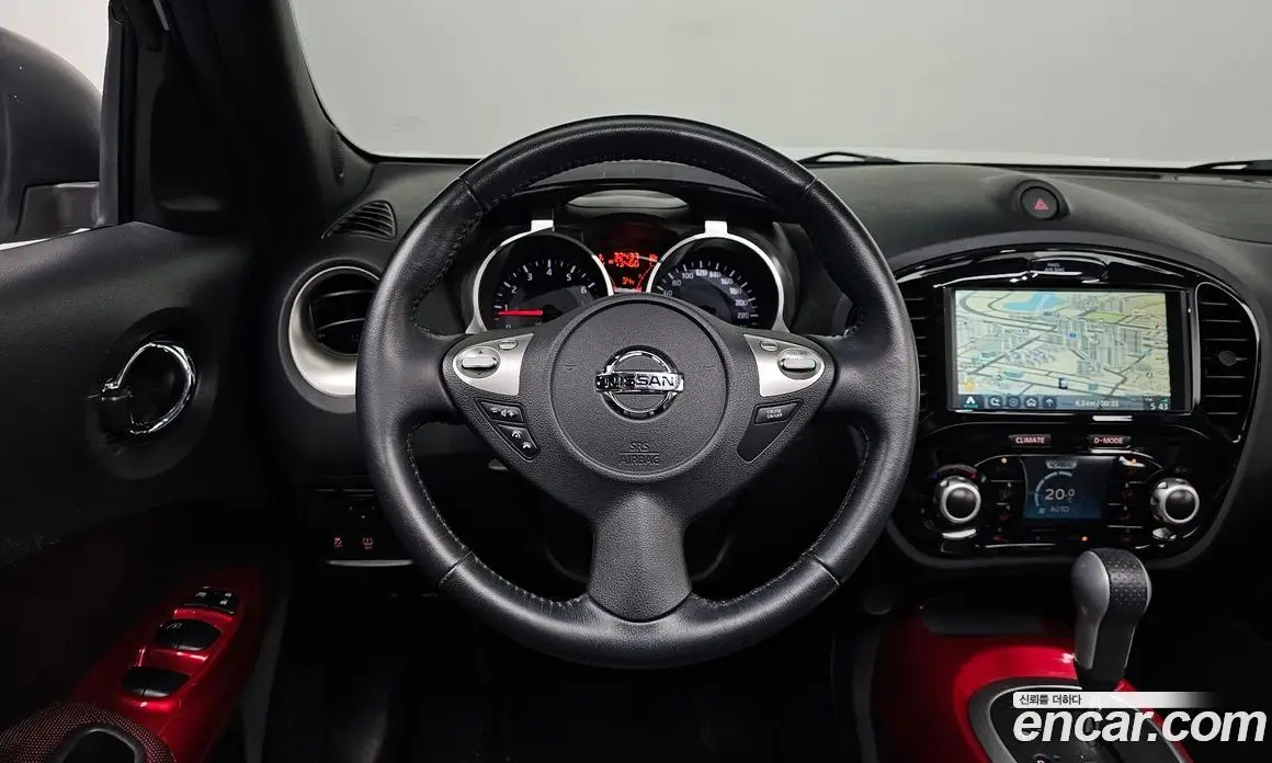 Nissan Juke 2017 1.6 автомат (гидро), фото 12