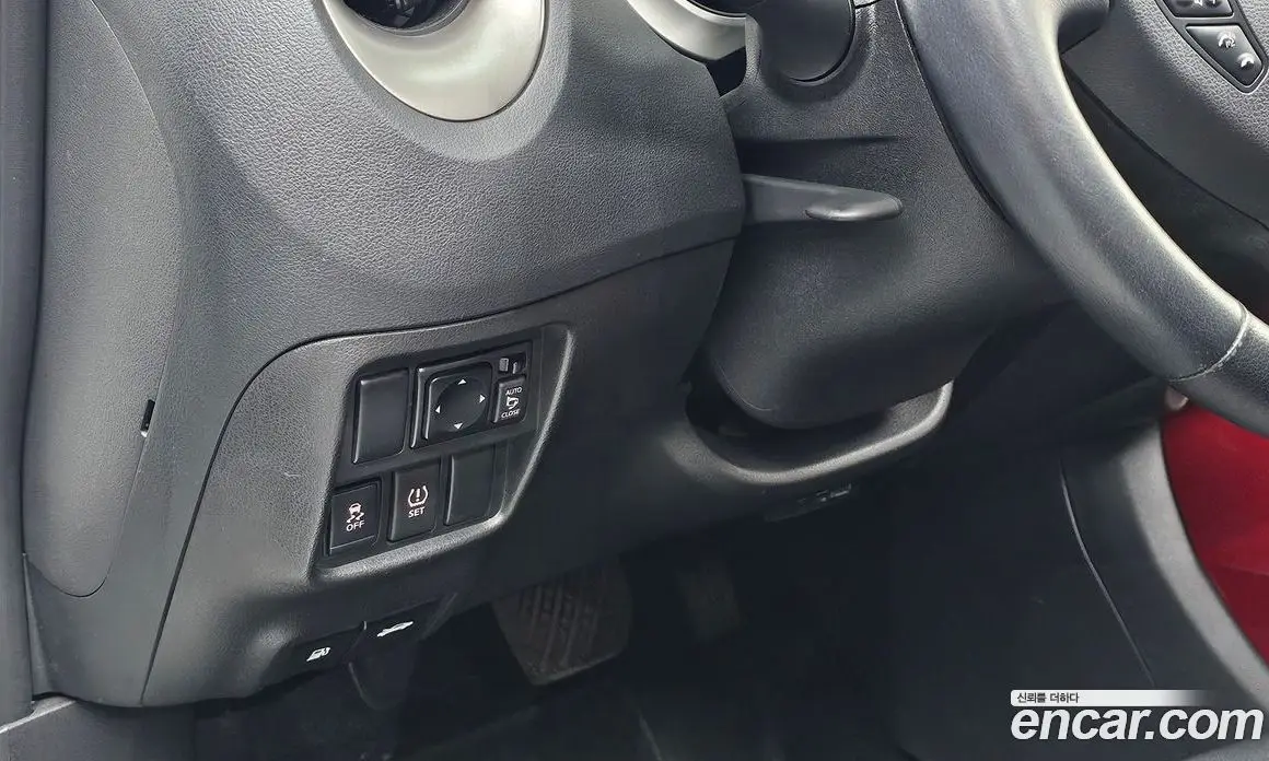 Nissan Juke 2017 1.6 автомат (гидро), фото 17