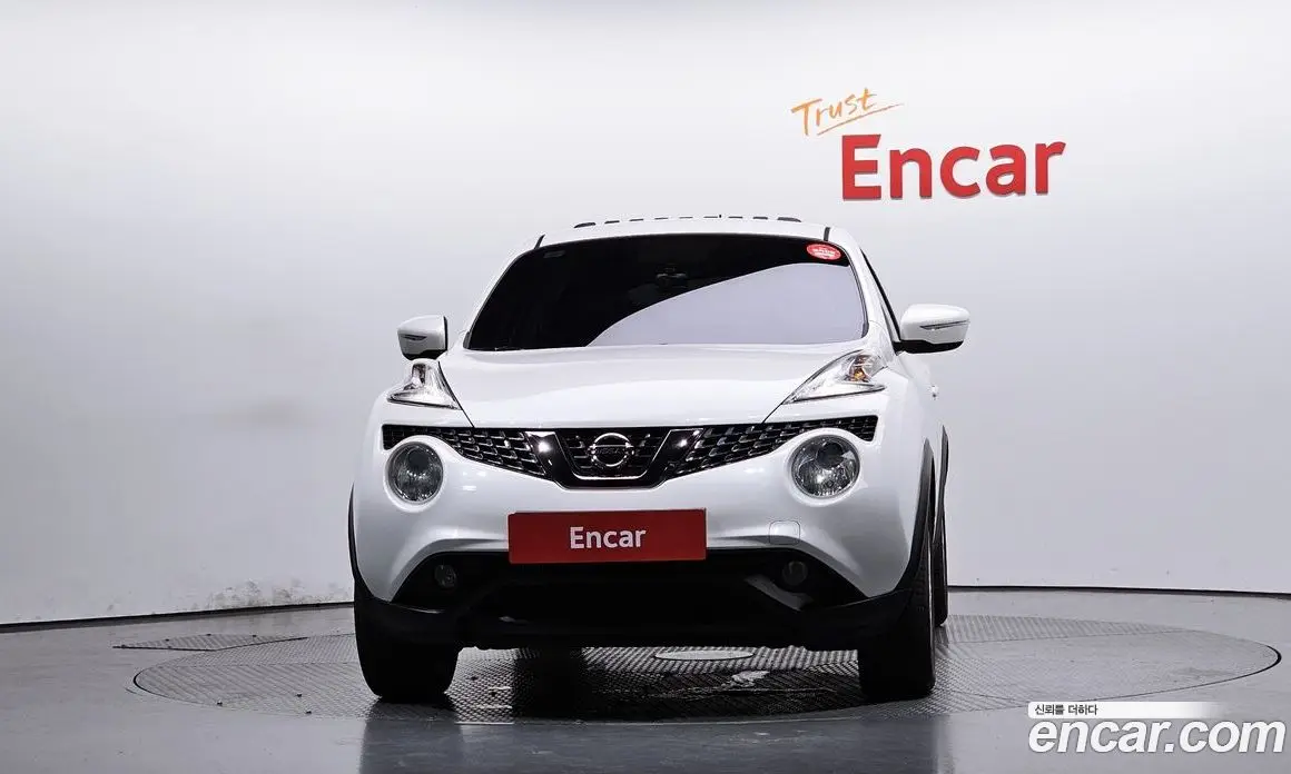Nissan Juke 2017 1.6 автомат (гидро), фото 3