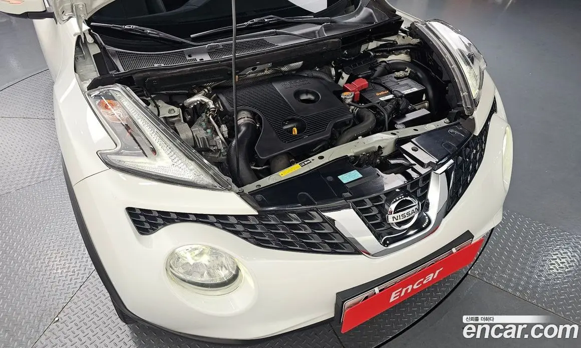 Nissan Juke 2017 1.6 автомат (гидро), фото 6