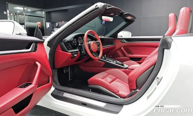 Porsche 911 2020 3.0 автомат (гидро), миниатюра 12