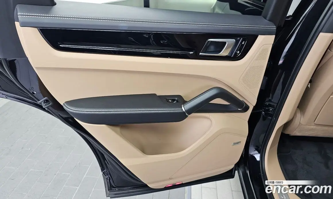 Porsche Cayenne 2021 3.0 автомат (гидро), фото 15
