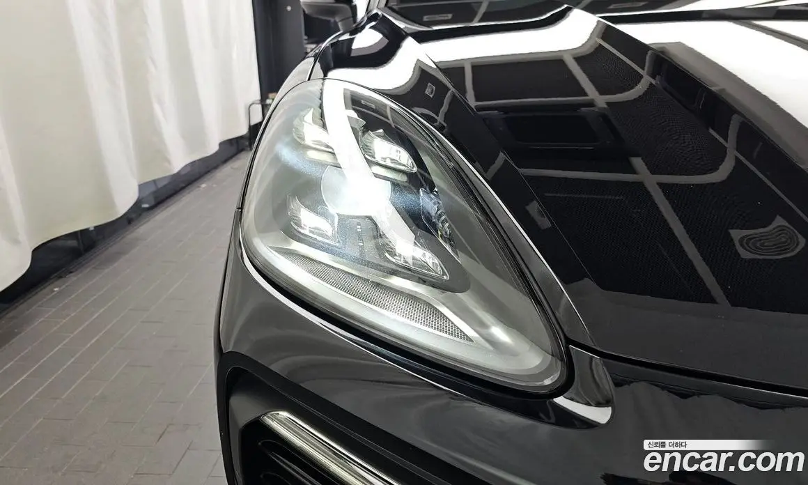 Porsche Cayenne 2021 3.0 автомат (гидро), фото 8