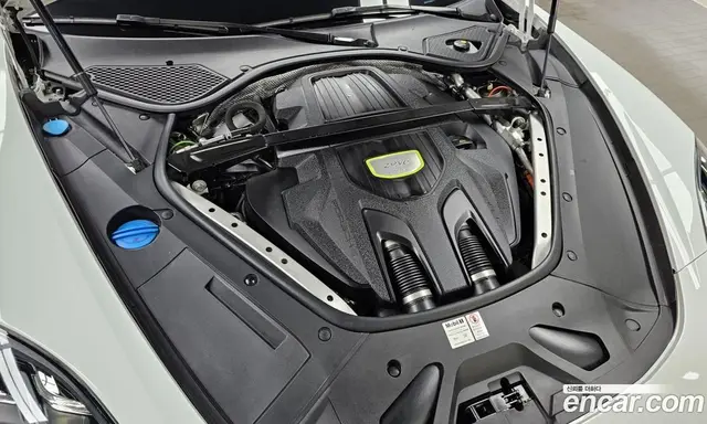 Porsche Panamera 2018 2.9 автомат (гидро), миниатюра 6