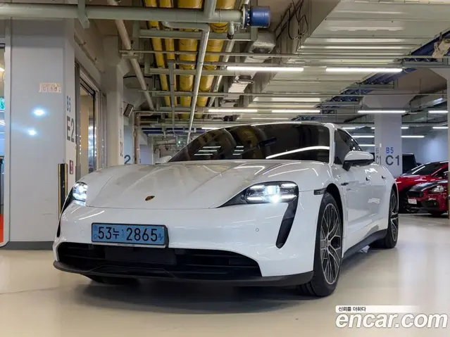 Porsche Taycan, 2021, 56 000 км