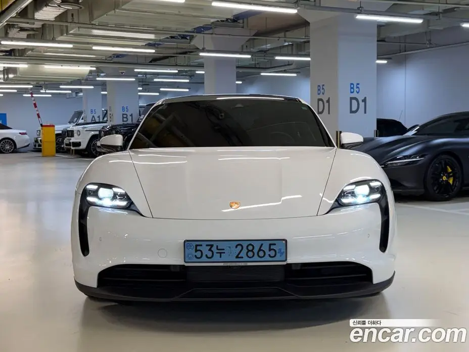 Porsche Taycan 2021 1.0 автомат (гидро), фото 2 Porsche Taycan 2021 1.0 автомат (гидро), фото 2