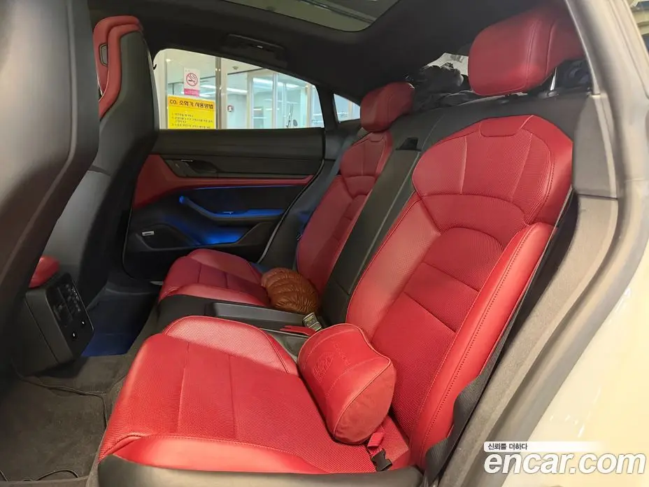 Porsche Taycan 2021 1.0 автомат (гидро), фото 13 Porsche Taycan 2021 1.0 автомат (гидро), фото 13