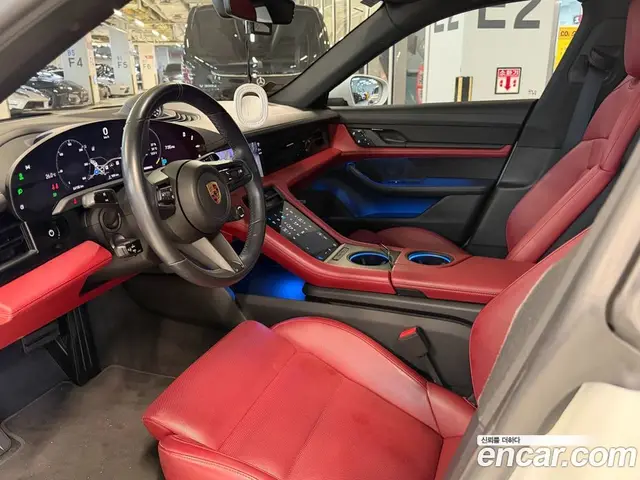 Porsche Taycan 2021 1.0 автомат (гидро), миниатюра 7 Porsche Taycan 2021 1.0 автомат (гидро), миниатюра 7