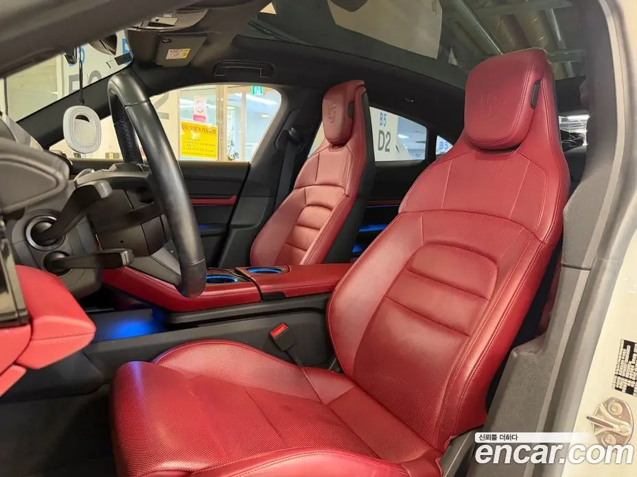 Porsche Taycan 2021 1.0 автомат (гидро), фото 8 Porsche Taycan 2021 1.0 автомат (гидро), фото 8