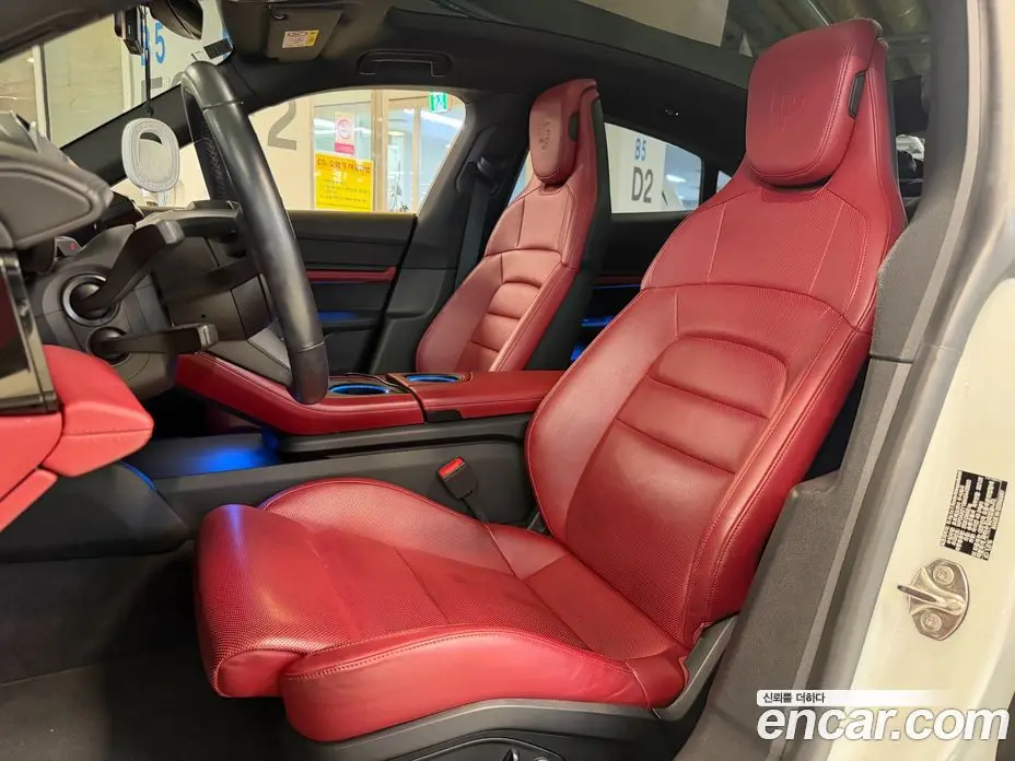 Porsche Taycan 2021 1.0 автомат (гидро), фото 9 Porsche Taycan 2021 1.0 автомат (гидро), фото 9