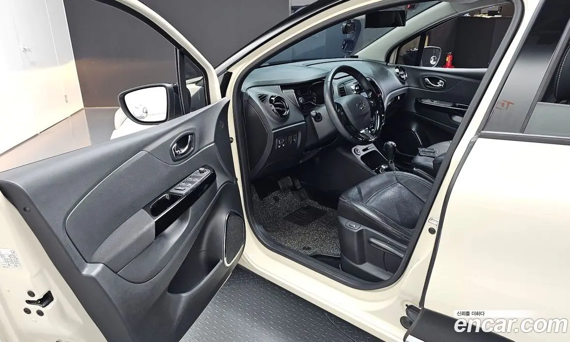Renault (Samsung) QM3 2015 1.5 автомат (гидро), фото 13 Renault (Samsung) QM3 2015 1.5 автомат (гидро), фото 13