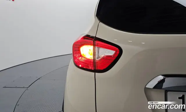 Renault (Samsung) QM3 2015 1.5 автомат (гидро), миниатюра 9 Renault (Samsung) QM3 2015 1.5 автомат (гидро), миниатюра 9
