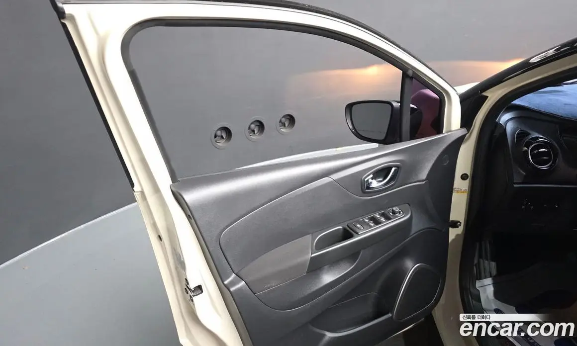 Renault (Samsung) QM3 2017 1.5 автомат (гидро), фото 13