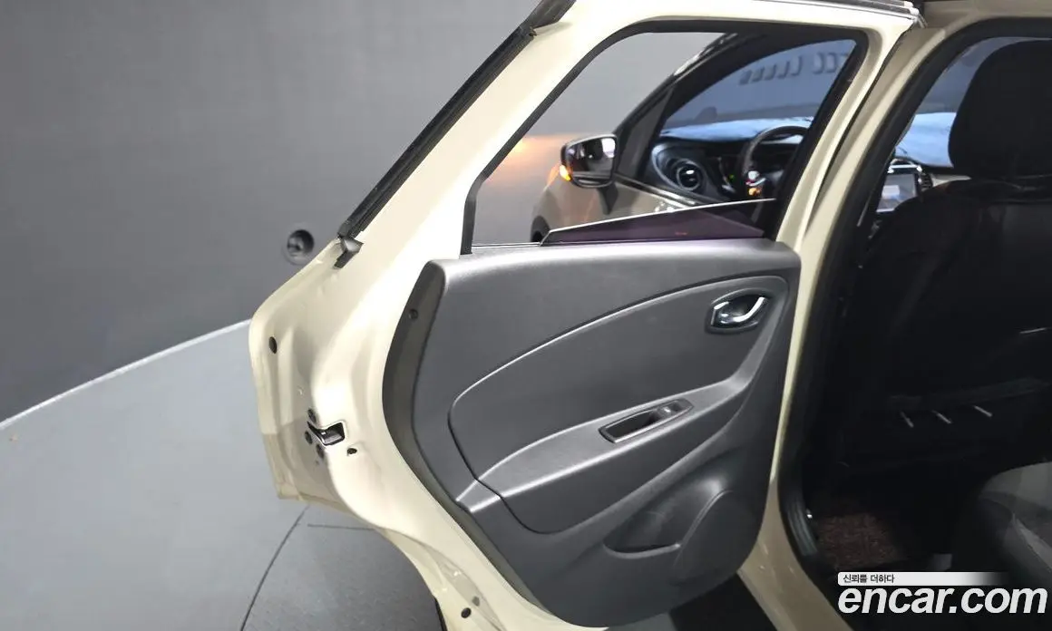 Renault (Samsung) QM3 2017 1.5 автомат (гидро), фото 14