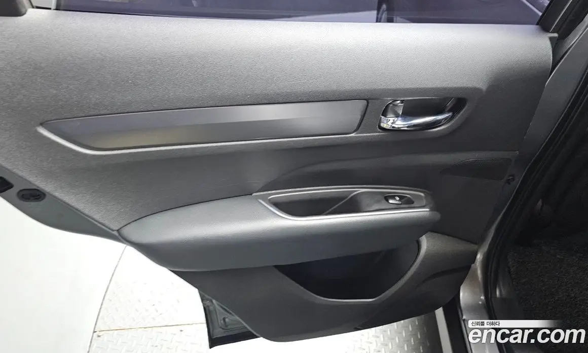 Renault (Samsung) QM6 2017 2.0 автомат (гидро), фото 15 Renault (Samsung) QM6 2017 2.0 автомат (гидро), фото 15