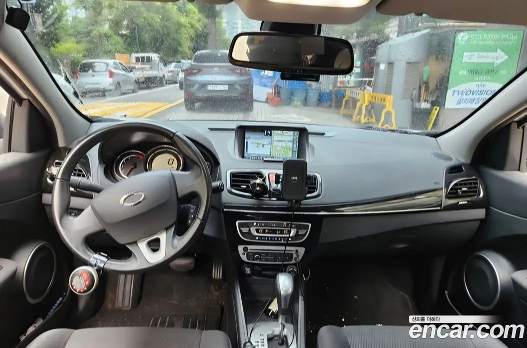 Renault (Samsung) SM3 2016 1.6 автомат (гидро), фото 6 Renault (Samsung) SM3 2016 1.6 автомат (гидро), фото 6