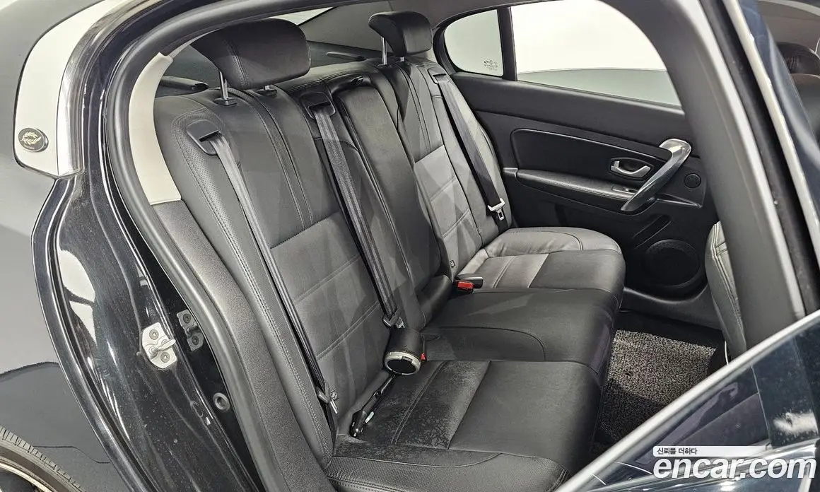 Renault (Samsung) SM5 2014 2.0 автомат (гидро), фото 17 Renault (Samsung) SM5 2014 2.0 автомат (гидро), фото 17
